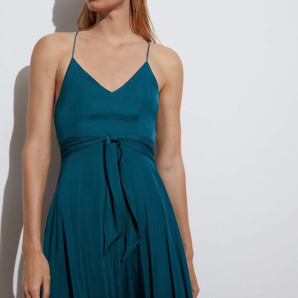 ISO - oysho strappy dress stain - Picture 3 of 4